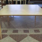 739 1059 COFFEE TABLE